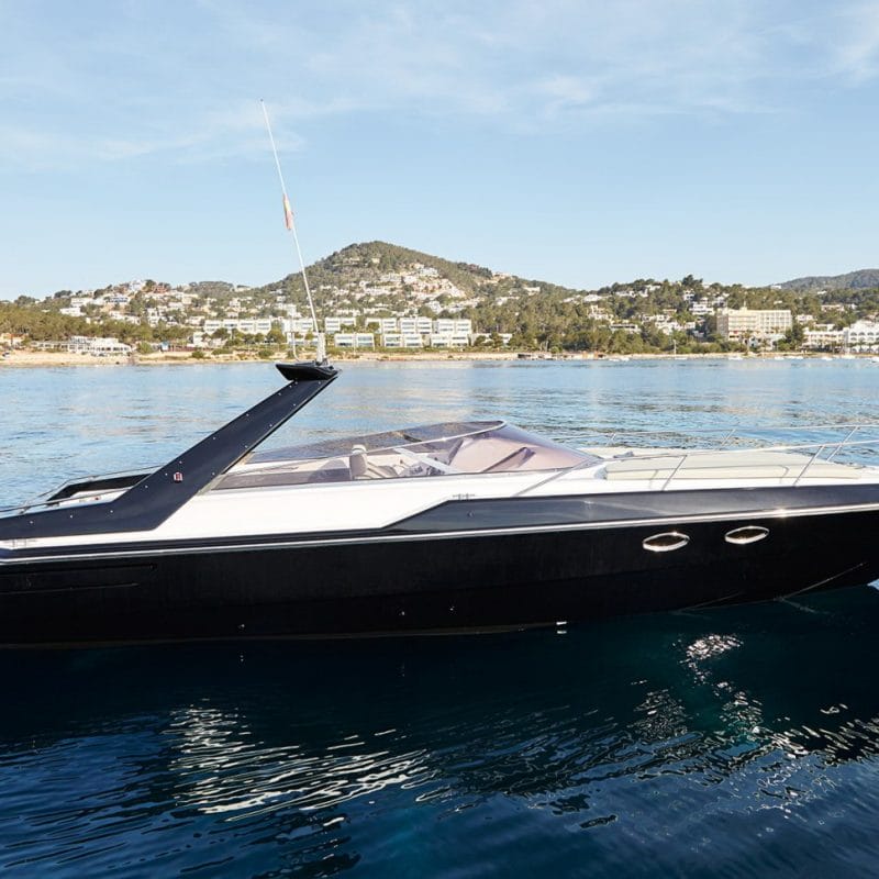 Sunseeker-tomahawk-ibiza-2