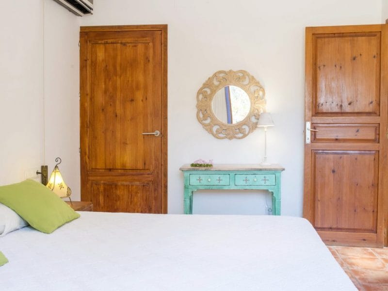 long-term-rental-ibiza-id-600-01