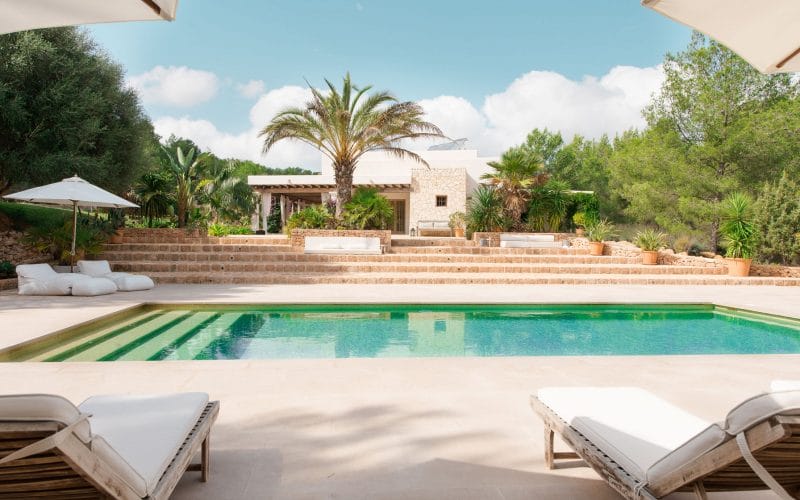 luxury-villa-in-ibiza-id-490-01