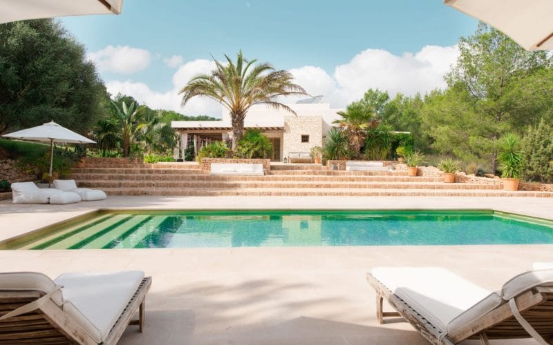 luxury-villa-in-ibiza-id-490-01