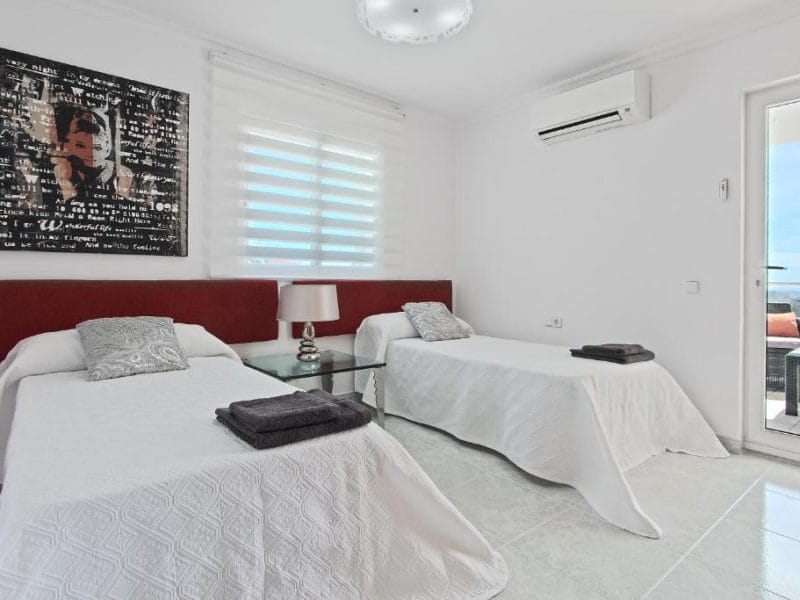 villa-for-long-term-in ibiza-id-449-11