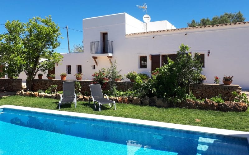 villa-in-ibiza-id-456-01