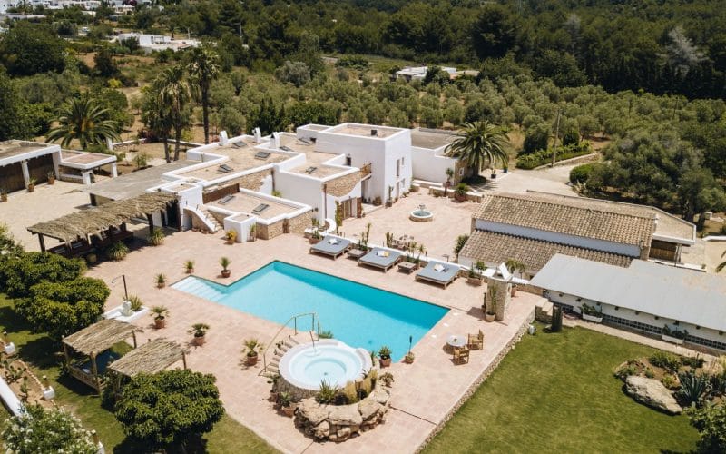 villa-in-ibiza-id466-01