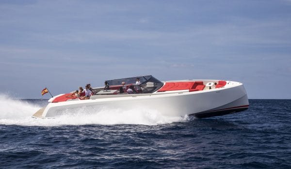 yacht-rental-formentera-vanquish-54-02.jpg